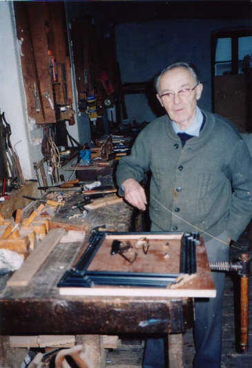 Jacob Hansen an der Hobelbank